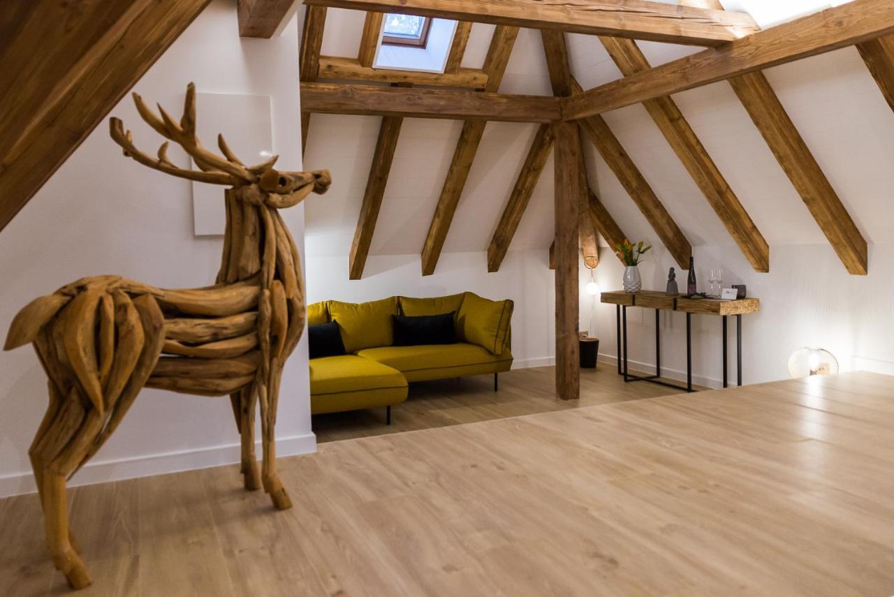 Maison D'Hotes Les Jardins De Madeleine Bernardvillé Esterno foto