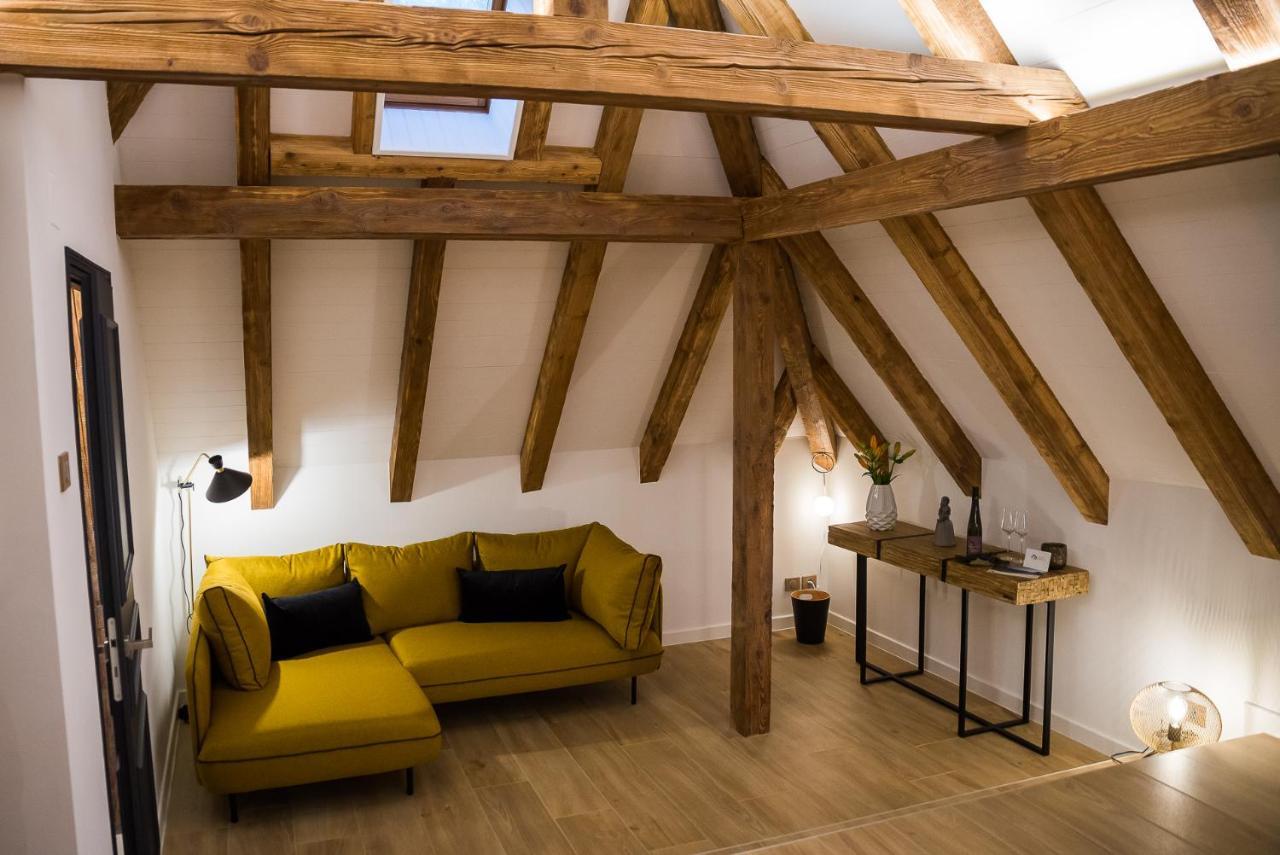 Maison D'Hotes Les Jardins De Madeleine Bernardvillé Esterno foto